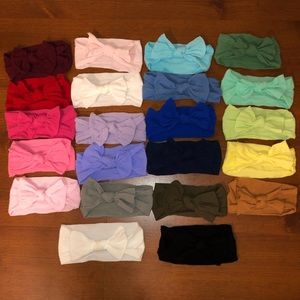 Lot of 22 Baby Bling Bows, Headbands